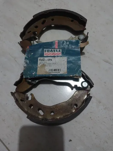Lona de freio para GM Celta e Ford Fiesta da marca Frasle