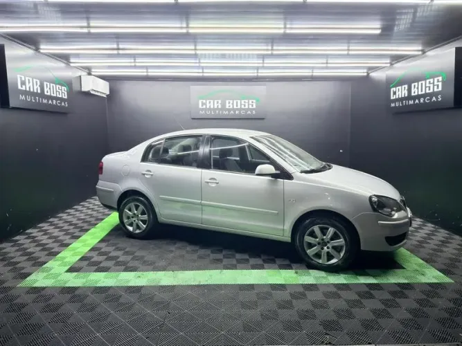 Volkswagen Polo Sed./sed. Comf. 2.0/2.0 Flex 8V 4P 2009