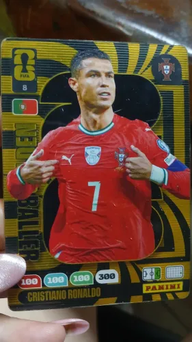 Carta da copa 2026 da Adrenalyn XL do Cristiano Ronaldo de Ouro