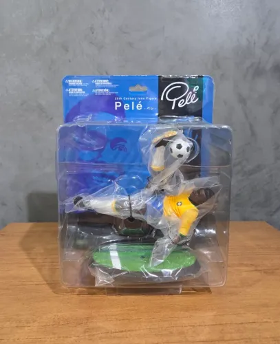 Boneco Pelé