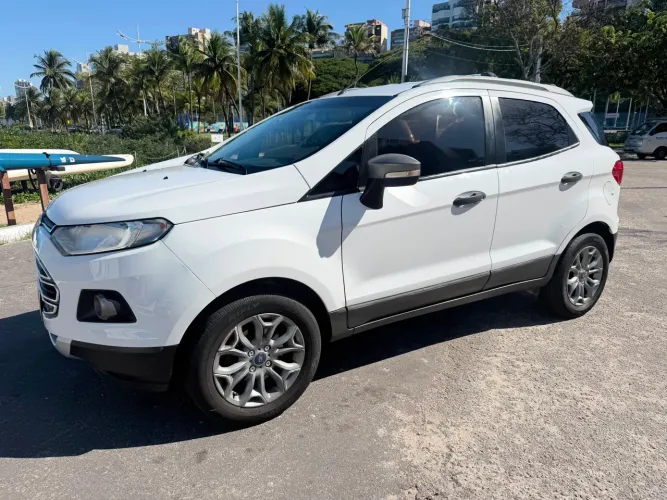 Ford Ecosport Freestyle 1.6 16V Flex 5P 2013