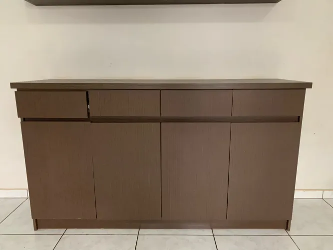 Balcão e estante em ótimo estado