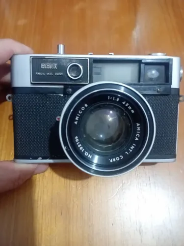 Câmera fotográfica Eyellux