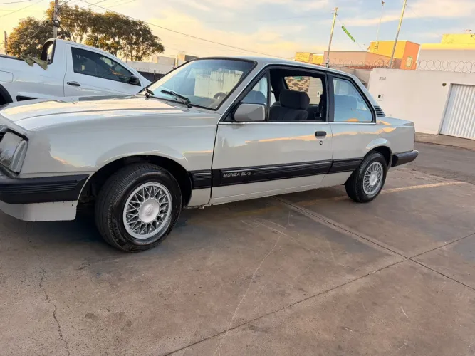 Chevrolet Monza Classic/ Sl/e/sr 1.8 1988