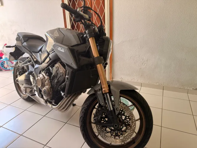 Cb 650r 2023