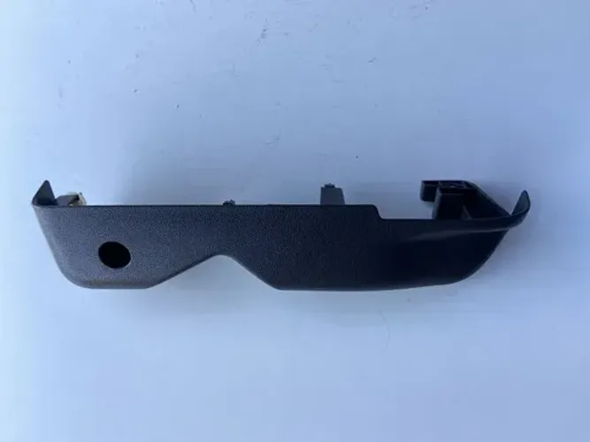 Acabamento Banco Dianteiro Direito Renault Captur 2018 2019 Preto