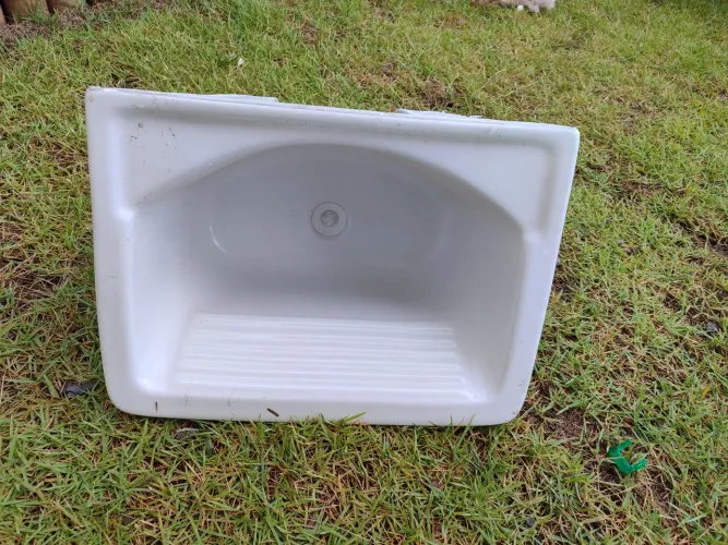 VENDO PIA / TANQUE DE LAVAR ROUPAS - NOVO (NUNCA USADO)