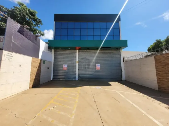 Loja comercial para locação no bairro Bom Jesus