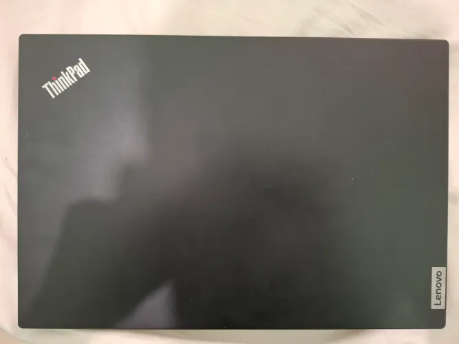 Lenovo thinkpad E14 Ryzen 5 5500u 256gb e 16gb