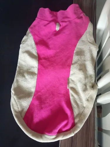 Roupa de cachorro grande