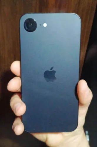 Vendo iPhone 16e NOVO