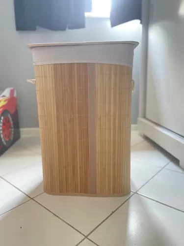 Cesto de bambu