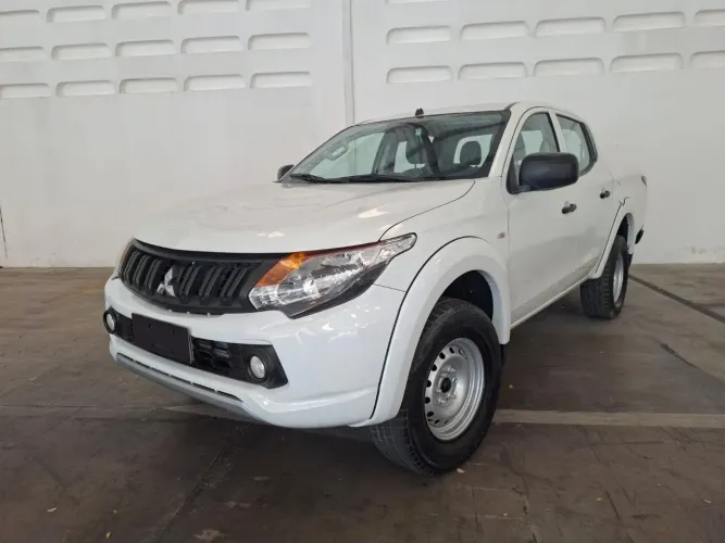 Mitsubishi L200 Triton Sport GL 2.4 Diesel 2023