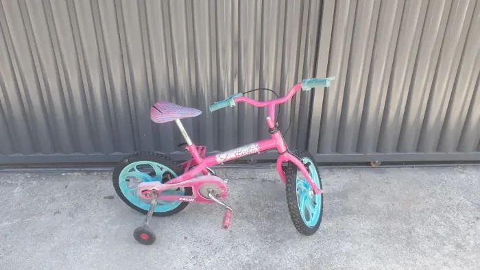 Bicicleta Caloi Barbi aro 16 menina
