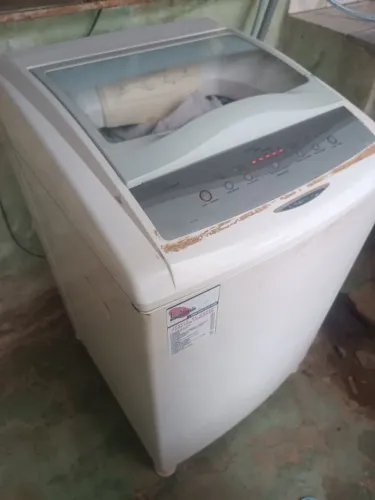 Máquina de lavar roupa da Brastemp