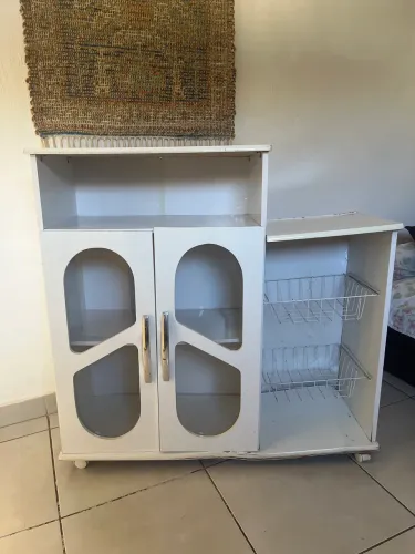 armário de cozinha com fruteira e porta de vidro (ver fotos!)