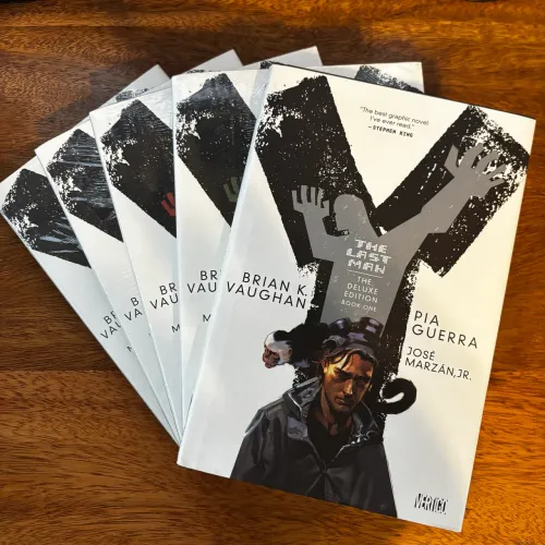 Y: The Last Man - Book 1-5 - Vaughan, Guerra (VERTIGO) em Inglês