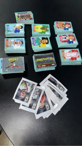 Lote 800 Figurinhas 2026