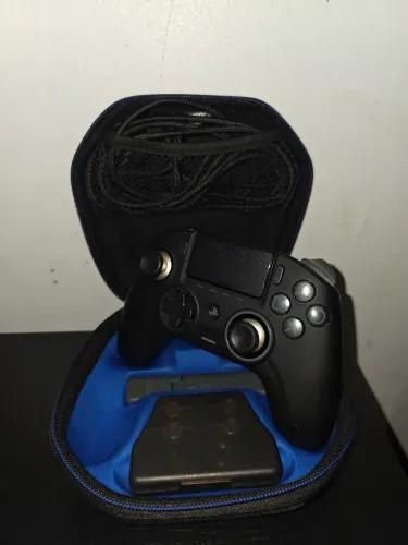 Nacon Unlimited Revolution Pro - PS4, PC e XBOX