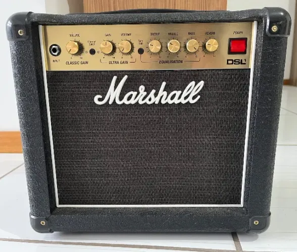 Marshall DSL1CR valvulado 220v