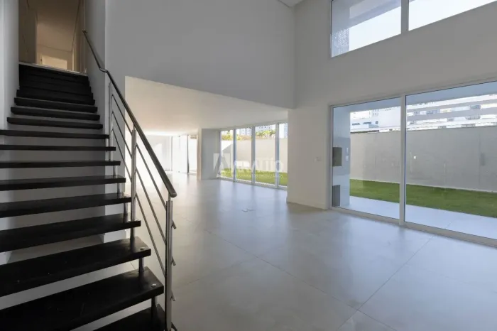 Apartamento Garden Duplex à venda na Praia Brava em Itajaí