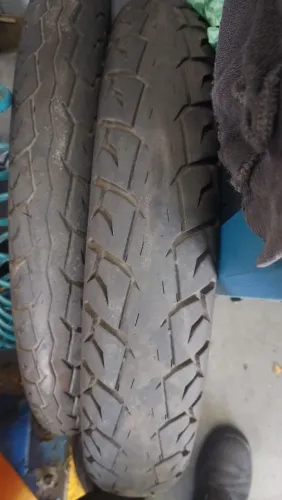 Pneus de moto 70 % de vida
