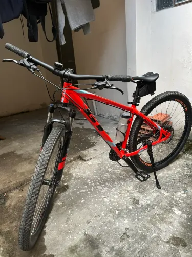 Bicicleta Gt expert acera! Freio hidráulico.. LEIA!