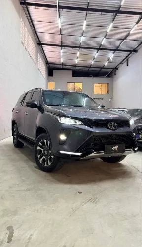 Toyota Hilux SW4 Diamond 2.8 TB 4X4 Die. Aut. 2024