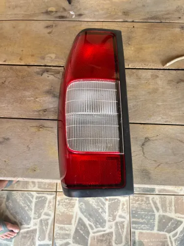 Lanterna da Frontier Esqueda, 2002/2007