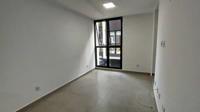Casa de vila para locação em Vila Ipojuca com 2 quartos, 89m²