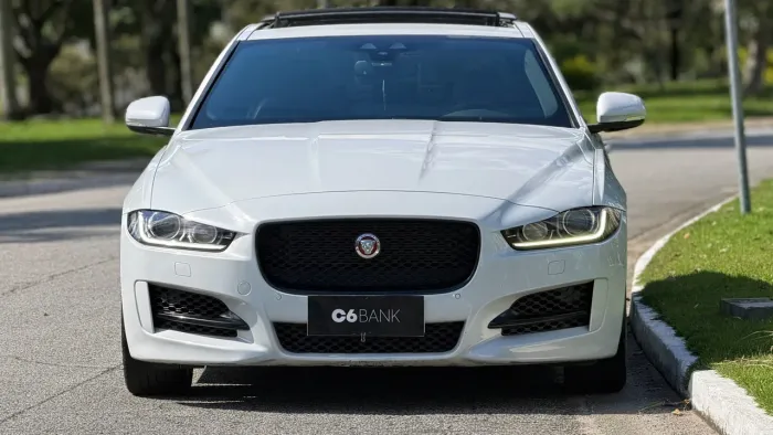 Jaguar XE 2.0 Turboch. R-sport 240/250cv Aut. 2017