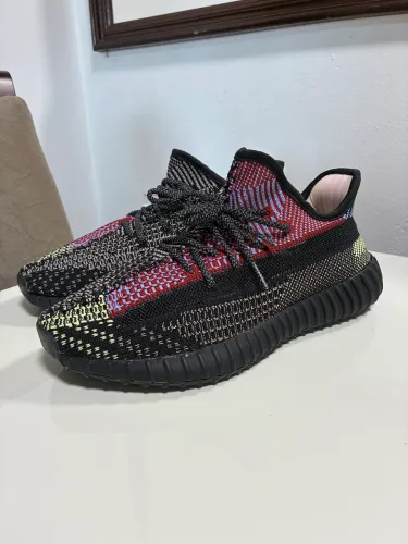 Tênis Adidas Yeezy Boost 350v2 tamanho 40 novo