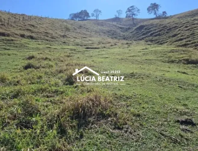 Excelente Chácara com 8.000m², Wenceslau Braz, Sul de Minas Gerais 