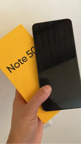 Realme note 50