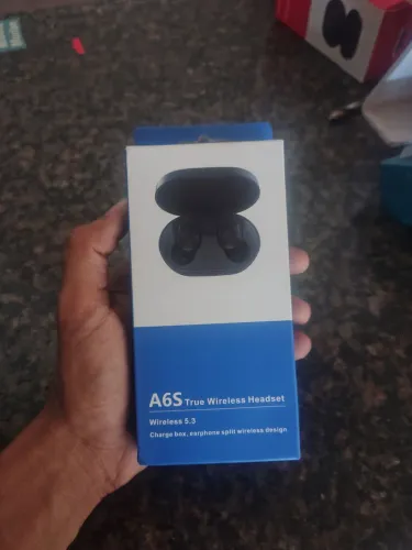 Fone de ouvido bluetooth NOVO na caixa 
