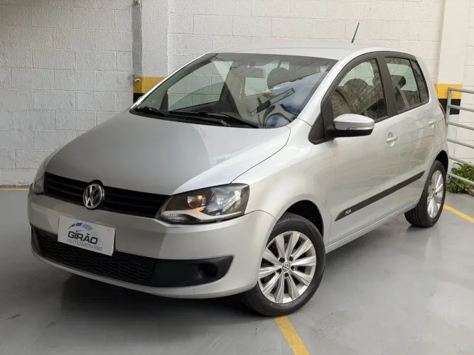 Volkswagen Fox Plus 1.0mi/ 1.0mi Total Flex 8V 4P 2010