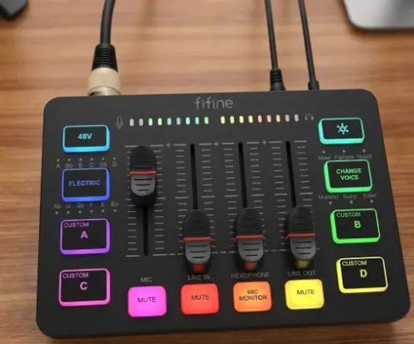 Kit Gamer FIFINE AM8 com Mixer KS5 RGB - USB/XLR Podcast/Stream