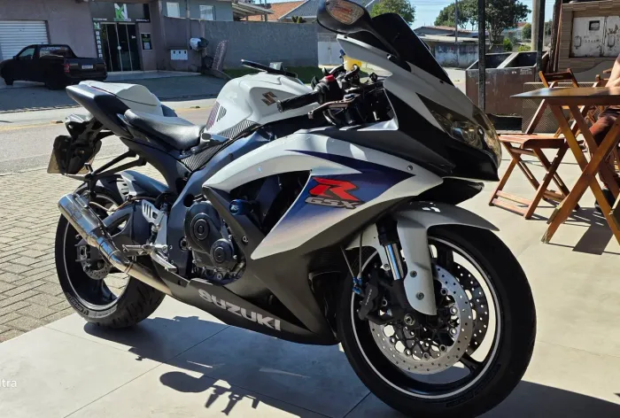 Suzuki GSX-R 750 Srad 2013 - Impecável!!
