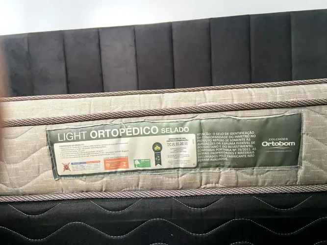 VENDO CAMA DE SOLTEIRO COMPLETA COM CABECEIRA ESTOFADA