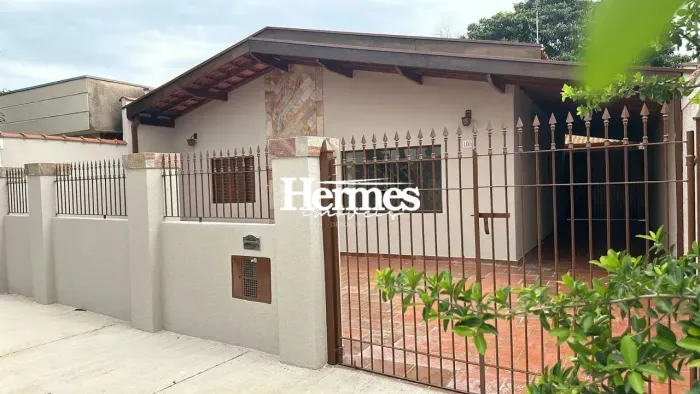 *Ampla Casa para Locação em Santa Terezinha, Paulínia, SP - 3 Quartos, Quintal e