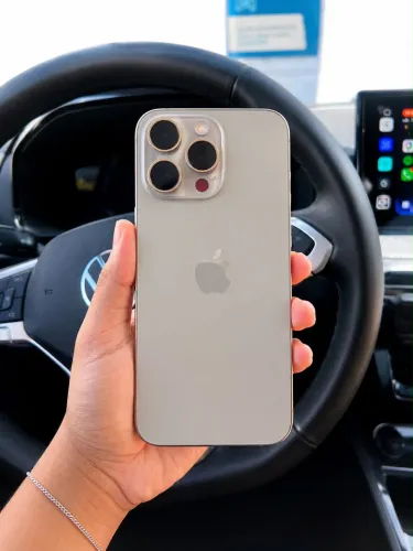 iPhone 15 Pro Max 256GB - Titânio Natural - Impecável