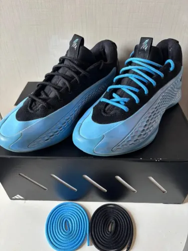 Adidas AE1