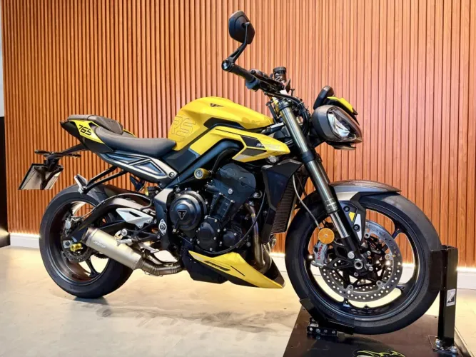 Triumph Street Triple 765 RS