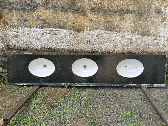 Vendo pia de granito