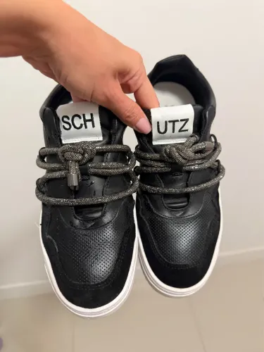 Tênis feminino schutz original