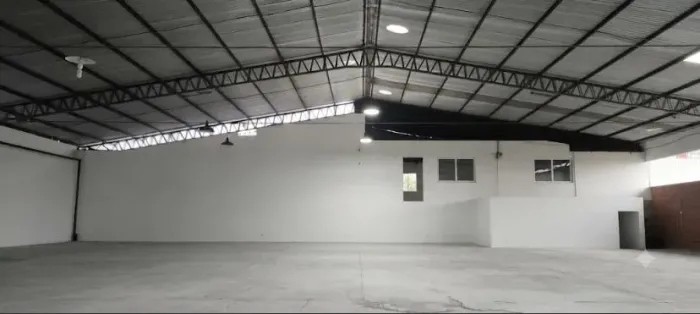 GALPÃO P/ LOCAÇÃO MED, 2000 M2 PRÓXIMO A PONTA NEGRA DOCUMENTADO C/ AVCB E HABITE - SE.