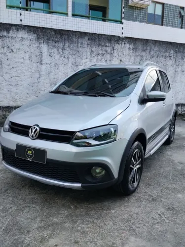 Volkswagen Crossfox 1.6 MI Total Flex 8V 5P 2011