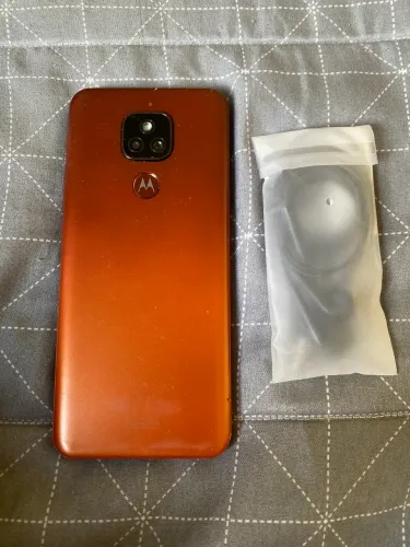 Moto E7 plus 64 GB