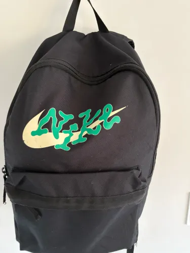 MOCHILA NIKE