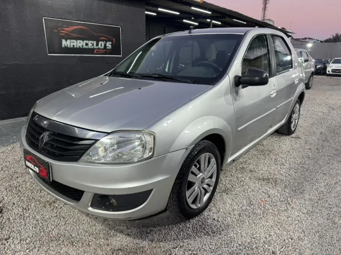 Renault Logan Expression Hi-flex 1.6 8V 4P 2015